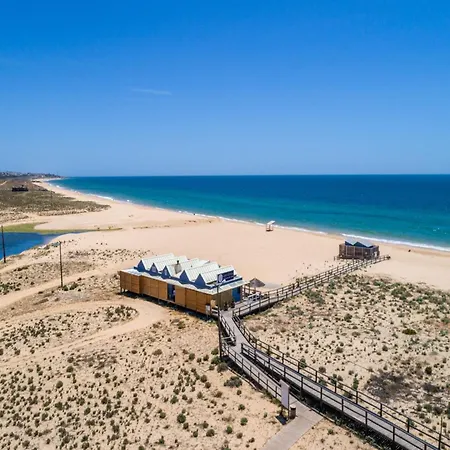 Villa In Algarve With Pool & Near Golden Beaches Вилла *