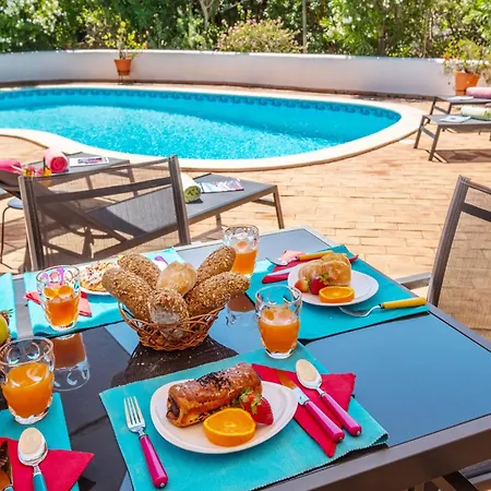 Villa In Algarve With Pool & Near Golden Beaches * Armação de Pêra