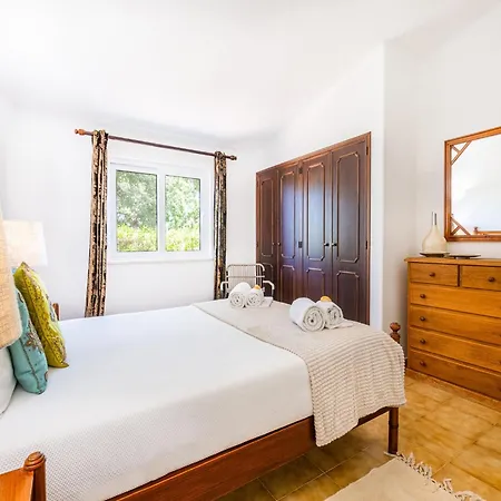 Villa Villa In Algarve With Pool & Near Golden Beaches *